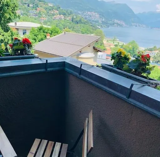 Ludo'S Water Mirror Lägenhet Como