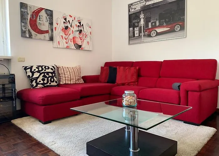 Ludo'S Water Mirror * קומו