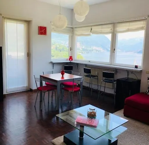 Ludo'S Water Mirror דירה