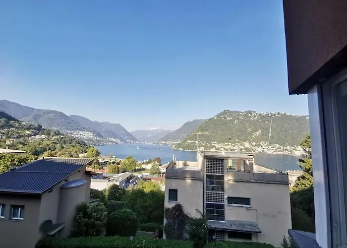 Ludo'S Water Mirror דירה *